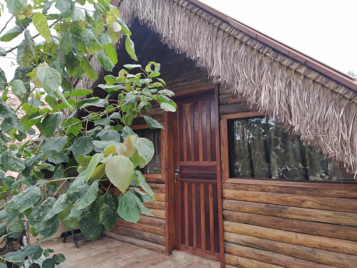 Pousada Rancho Do Nhesko 加鲁瓦 外观 照片