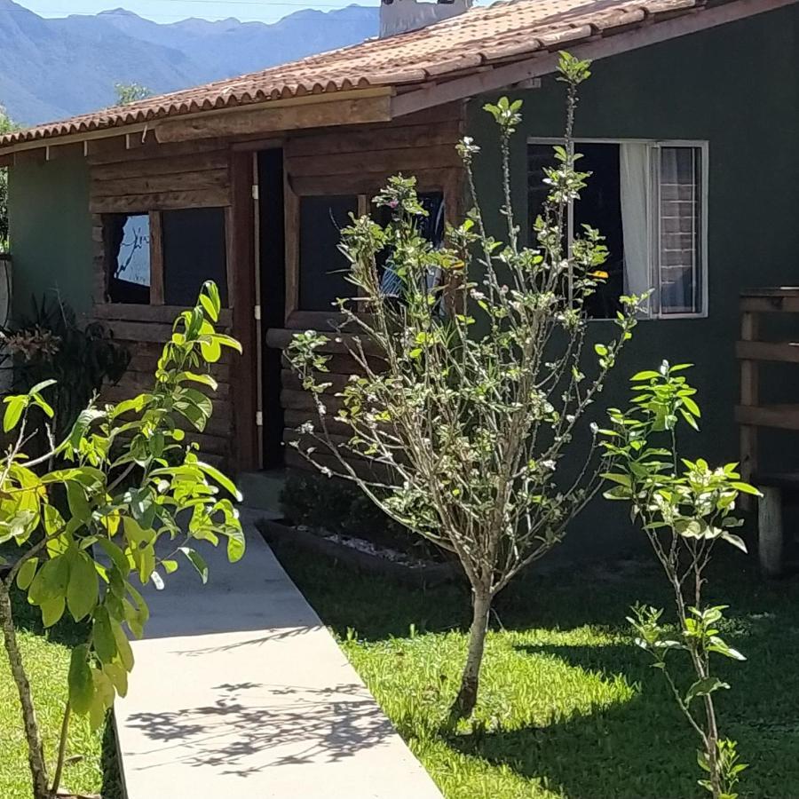 Pousada Rancho Do Nhesko 加鲁瓦 外观 照片