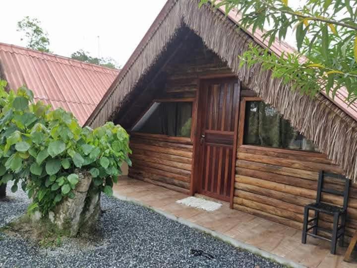 Pousada Rancho Do Nhesko 加鲁瓦 外观 照片