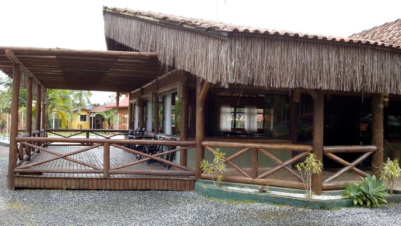Pousada Rancho Do Nhesko 加鲁瓦 外观 照片